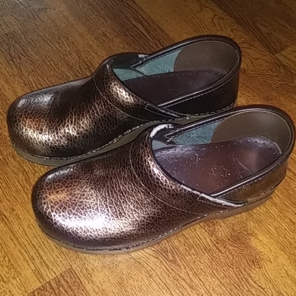 Dansko Nursing Shoes
